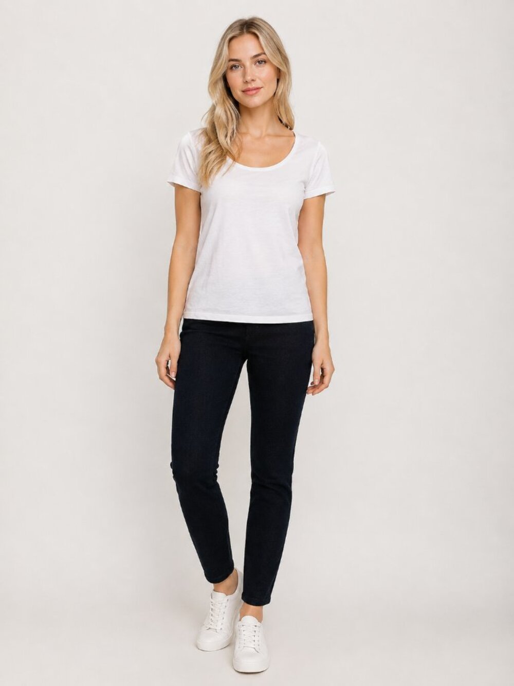 2/$30 White House Black Market Slim Leg Low Rise Pants 2 #A0600